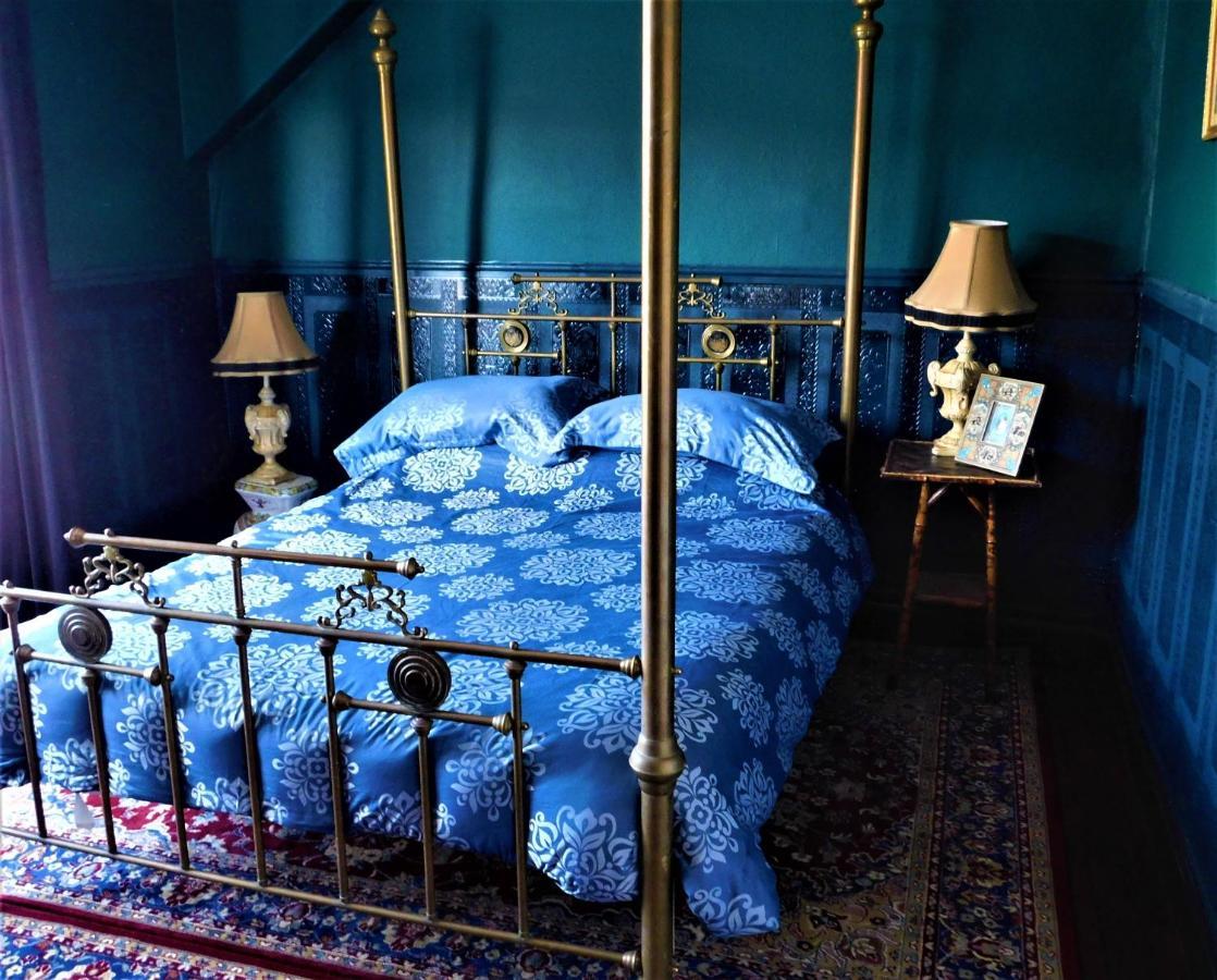 The Bear Bread Bakery B&B, Ensuite Rooms Above The Bakery, Colyton 외부 사진