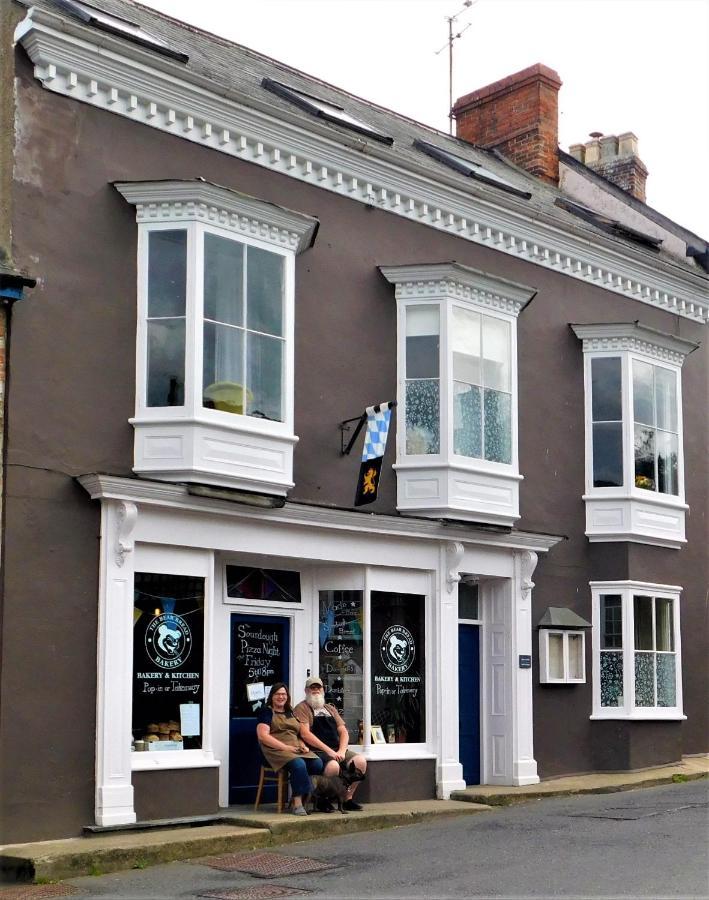 The Bear Bread Bakery B&B, Ensuite Rooms Above The Bakery, Colyton 외부 사진